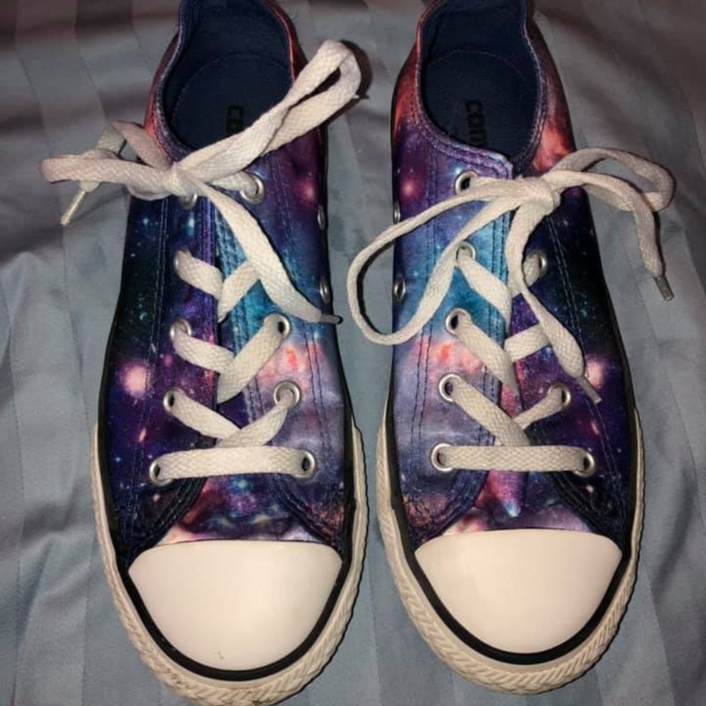 Converse Sneakers, Girls, Galaxy, Size 2